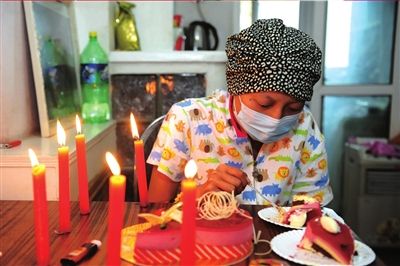 微公益愛(ài)心救助白血病女孩魯若晴出院