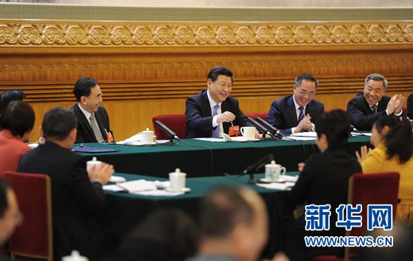 3月6日，中共中央總書記、國(guó)家主席、中央軍委主席習(xí)近平參加十二屆全國(guó)人大二次會(huì)議廣東代表團(tuán)的審議。 新華社記者謝環(huán)馳攝