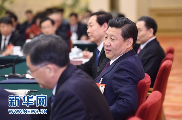 3月9日，中共中央總書記、國(guó)家主席、中央軍委主席習(xí)近平參加十二屆全國(guó)人大二次會(huì)議安徽代表團(tuán)的審議。 新華社記者李學(xué)仁攝